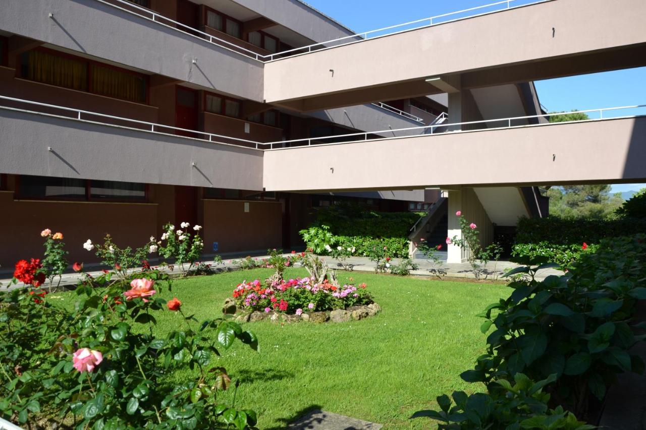Apartments Via Dei Platani 毕博纳的码头 外观 照片